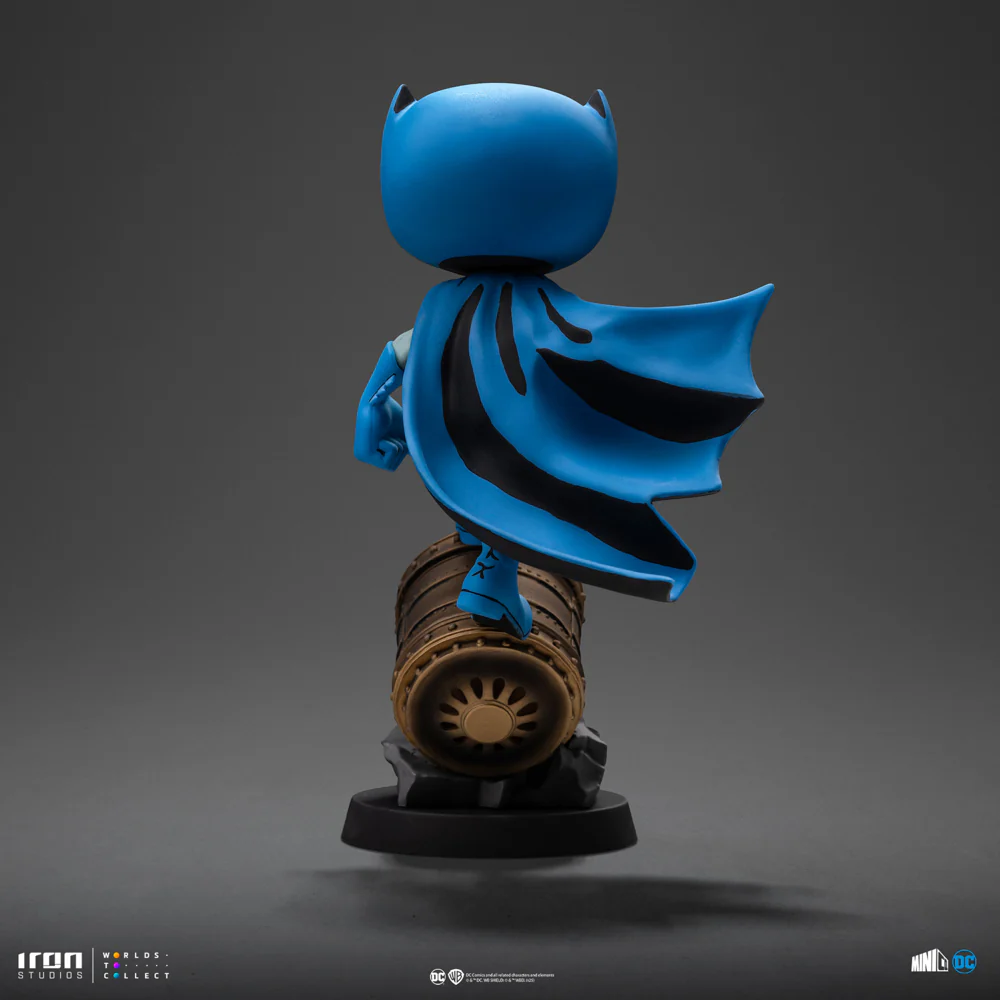 Batman (Blue Version) - DC Comics - Minico - Iron Studios - Image 6
