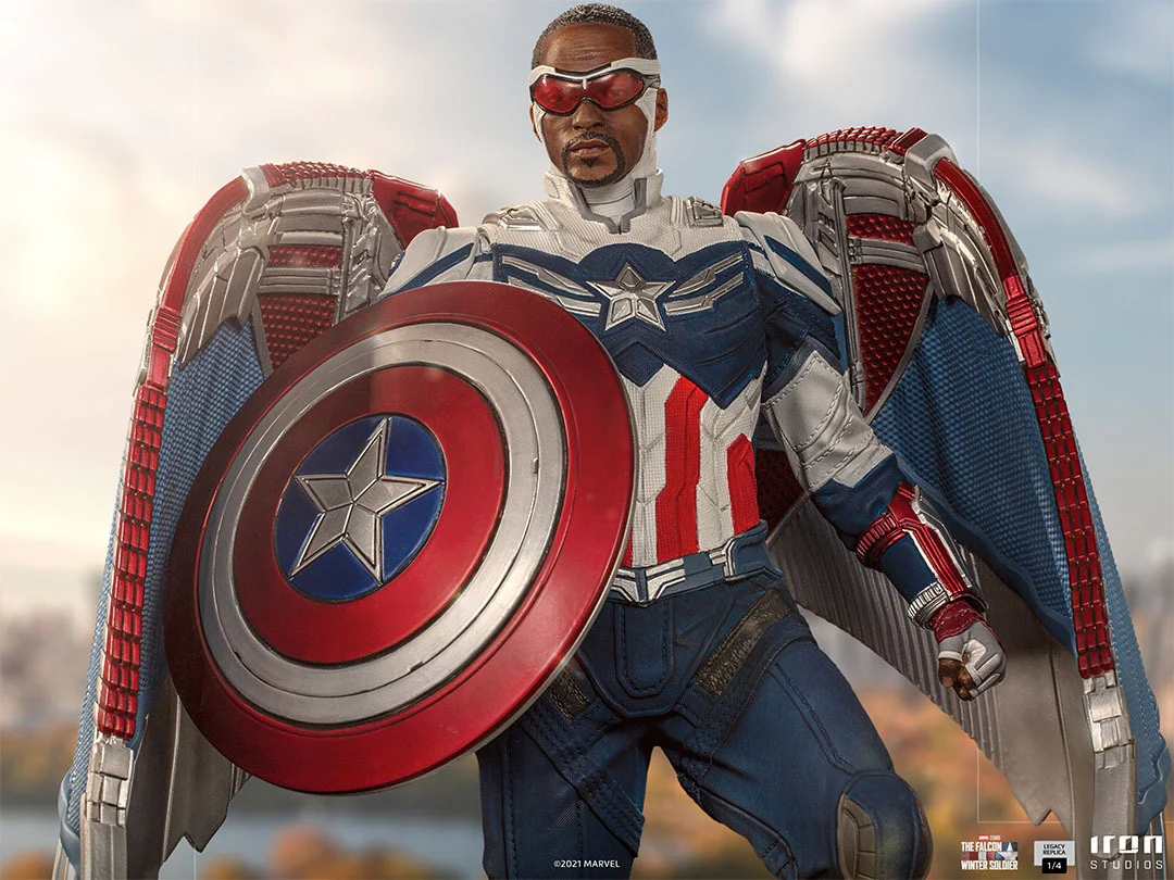 Captain America Sam Wilson (Closed Wings Version) - The Falcon and the Winter Soldier - Legacy Replica 1/4 - Iron Studios - Image 4