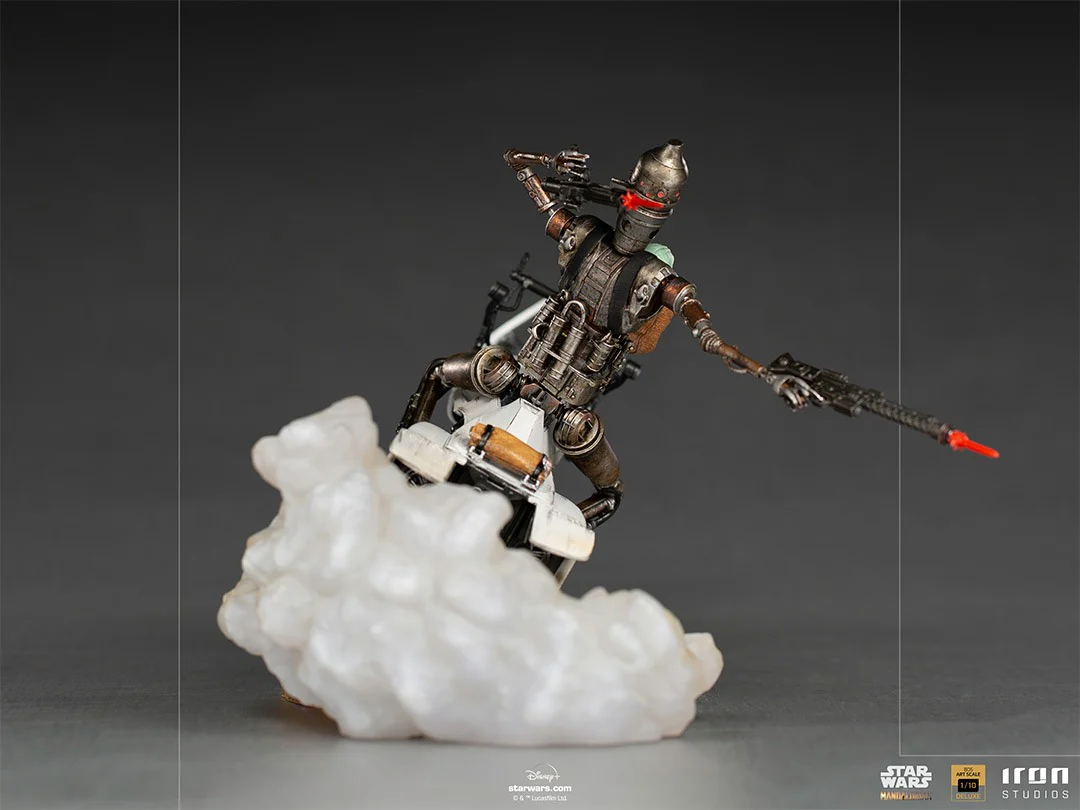 IG-11 and The Child - Star Wars: The Mandalorian - BDS Art Scale 1/10 - Iron Studios - Image 6