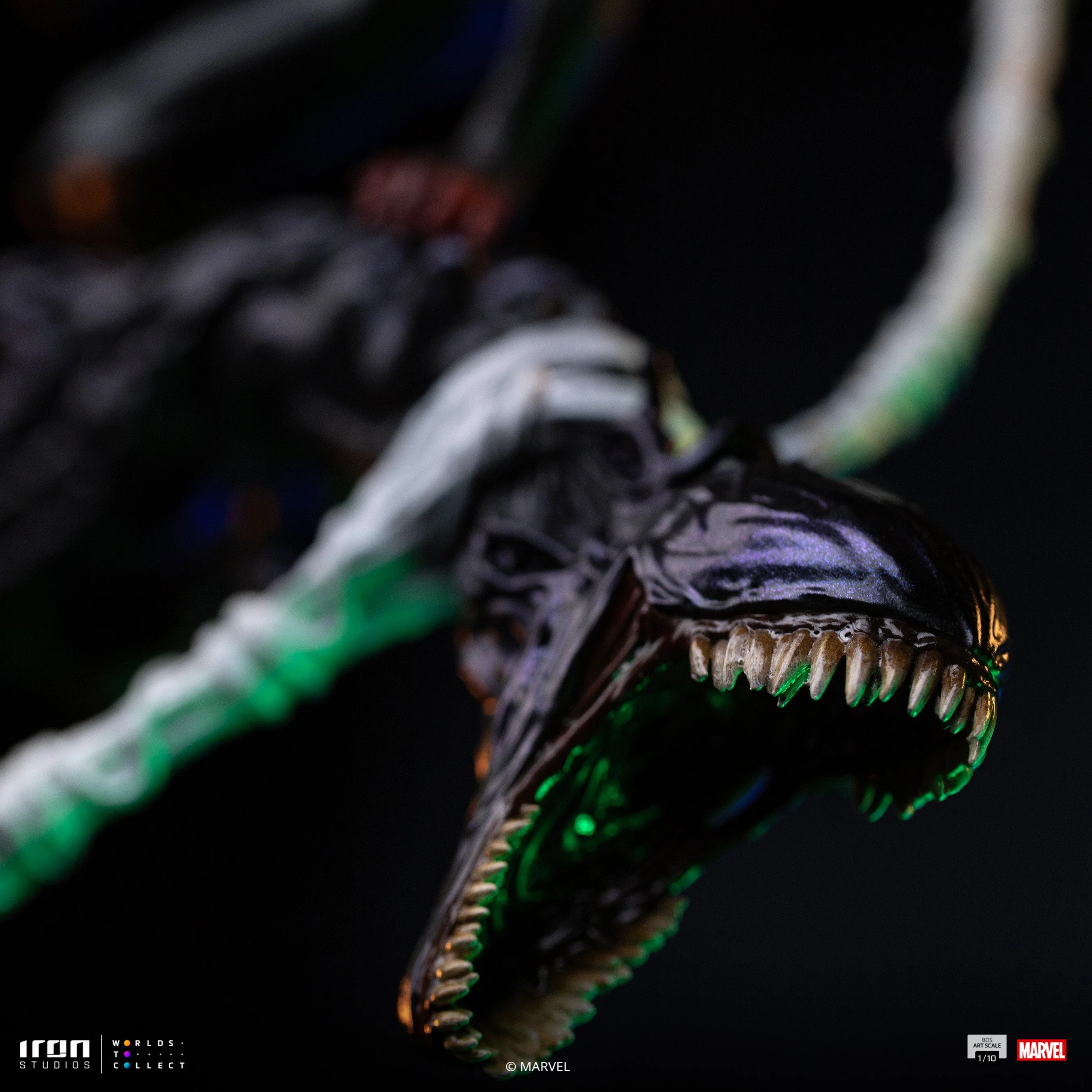 Miles Morales - Spider-Man vs Villains Diorama - BDS Art Scale 1/10 - Iron Studios - Image 9