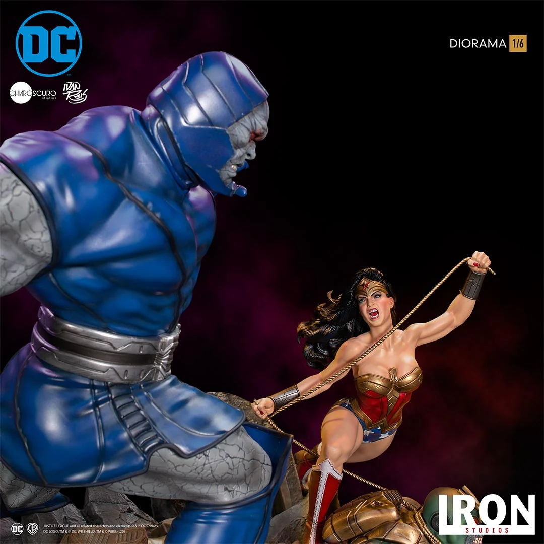 Wonder Woman vs Darkseid by Ivan Reis - DC Comics - Diorama 1/6 - Iron Studios - Image 3